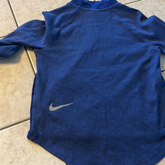 Nike -blue -golf pullover -quarter zip- - Picture 5 of 5